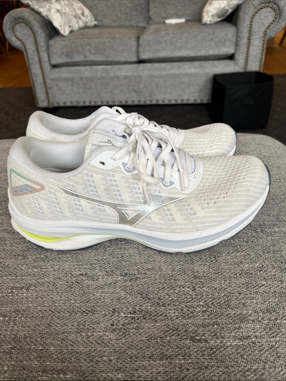 Mizuno Women's White Knit Running Shoes with Silver Logo and Yellow Accent